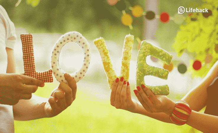 Love Attraction Spells: Drawing the Right Love Toward You
